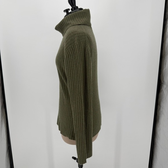 Mendocino Cashmere Olive Green Ribbed Turtleneck Sweater - Picture 3 of 9